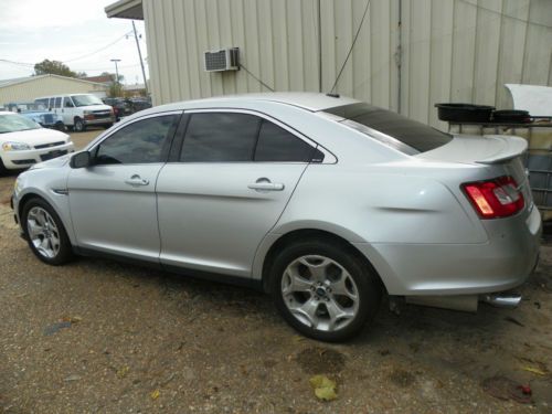 2010 ford taurus sho sedan 4-door 3.5l **no reserve**