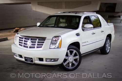 2011 cadillac escalade ext awd navigation onstar sat. radio power boards
