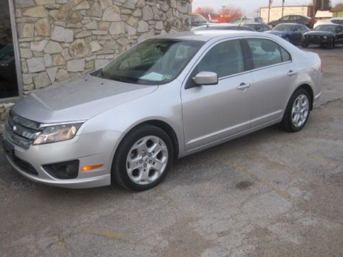 2011 ford fusion se sedan 4-door 2.5l