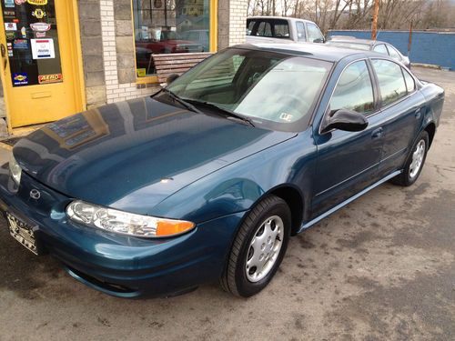 2002 oldsmobile alero gl sedan 4-door 2.2l 68,000