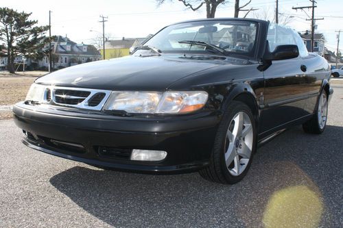 2002 saab 9-3 se convertible ***black on black***clean carfax