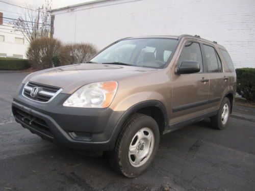 02 03 04 honda cr-v crv. lx , autimatic, awd , looks and runs great !!!!