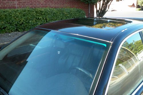 BMW 528i LOCAL TRADE SUNROOF BLACK ON BLACK HEATED LEATHER SEATS NO RESERVE, image 32