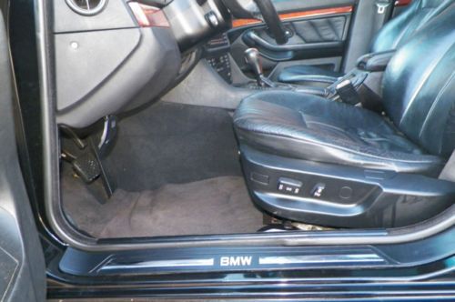 BMW 528i LOCAL TRADE SUNROOF BLACK ON BLACK HEATED LEATHER SEATS NO RESERVE, image 35