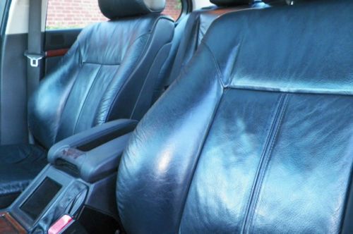 BMW 528i LOCAL TRADE SUNROOF BLACK ON BLACK HEATED LEATHER SEATS NO RESERVE, image 40