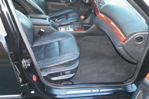 BMW 528i LOCAL TRADE SUNROOF BLACK ON BLACK HEATED LEATHER SEATS NO RESERVE, image 43