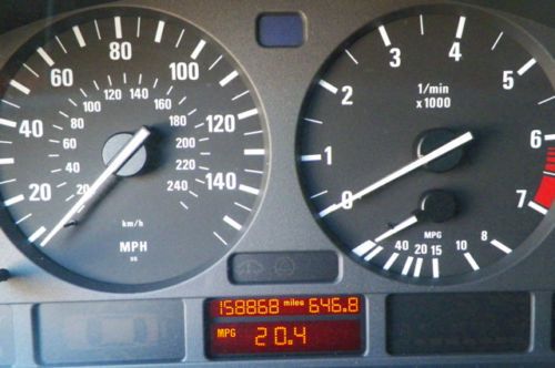 BMW 528i LOCAL TRADE SUNROOF BLACK ON BLACK HEATED LEATHER SEATS NO RESERVE, image 70