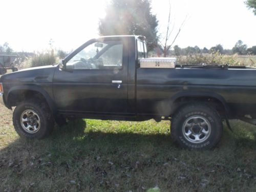 1994 Nissan 4x4 truck, image 15