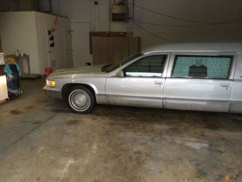 1996 cadillac fleetwood hearse