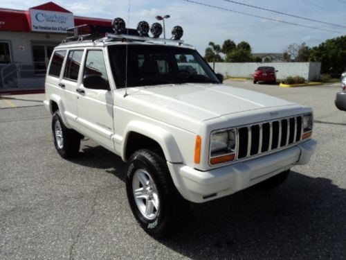 2000 jeep cherokee 4dr limited 4wd