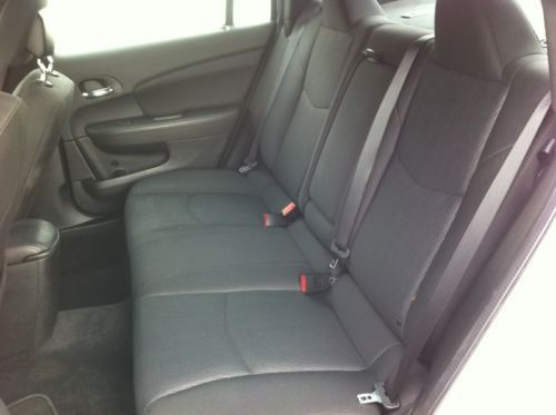 2013 Chrysler 200 Touring Sedan 4-Door 2.4L, US $13,750.00, image 8