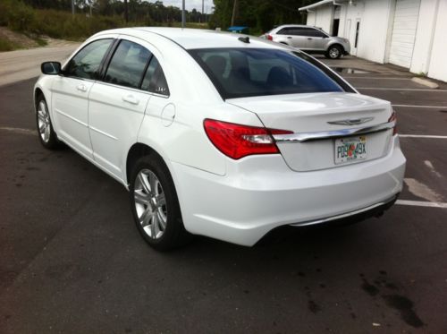 2013 Chrysler 200 Touring Sedan 4-Door 2.4L, US $13,750.00, image 10