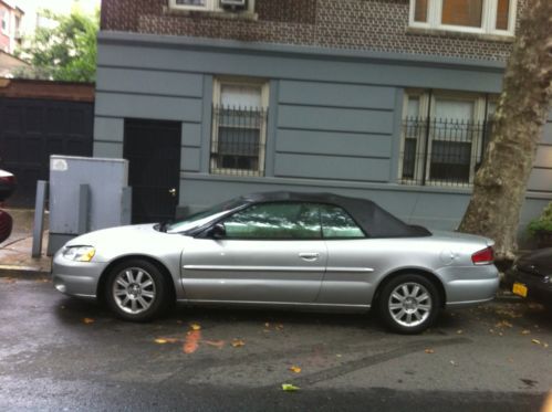 2003 chrysler sebring lx convertible 2-door 2.7l