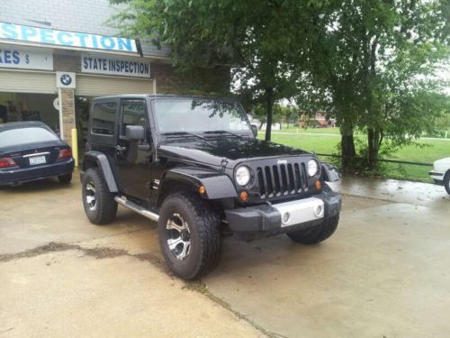 No reserve! 2009 jeep wrangler sahara! 4x4, clean blue rebuilt title.