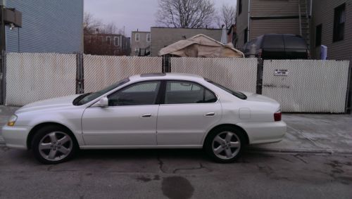 2002 acura tl-type s 93,500 miles white on beige runs great fast car