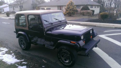 1995 jeep wrangler  4x4 automatic ( no reserve)