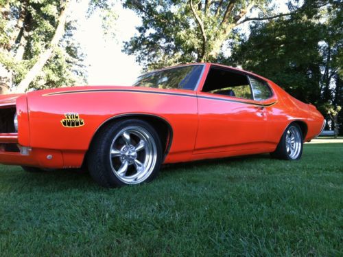 1969 gto judge clone ... very nice and clean !!! solid muscle !l@@k!!!!!