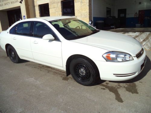 2007 chevrolet impala retired squad. very clean, runs and drives good
