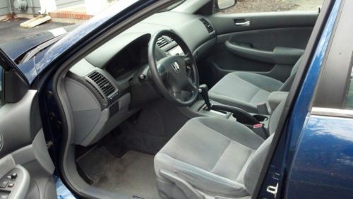 2003 Honda Accord LX Sedan 4-Door 2.4L, image 2