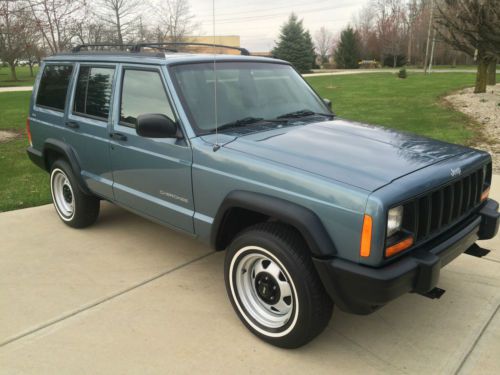 1997 jeep cherokee 4x4 - 1 owner - 37k mile time capsule - like new - rv toad