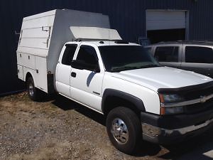 2003 chevrolet 4x4 siverado utility body