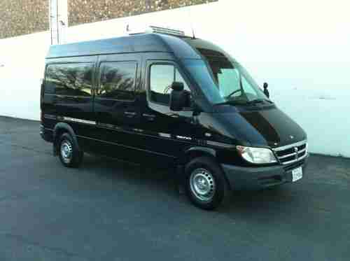 2004 Dodge Sprinter 2500 Refrigerated Cargo Van 3-Door 2.7L, US $38,500.00, image 4