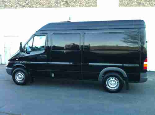 2004 Dodge Sprinter 2500 Refrigerated Cargo Van 3-Door 2.7L, US $38,500.00, image 7