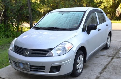 2009 nissan versa