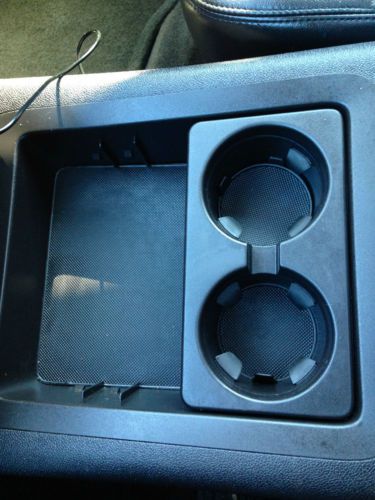 2007 Chevrolet Tahoe LTZ Sport Utility 4-Door 5.3L, image 3