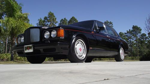 1989 bentley turbo r, black with black interior, absolutely stunning..50 photos!