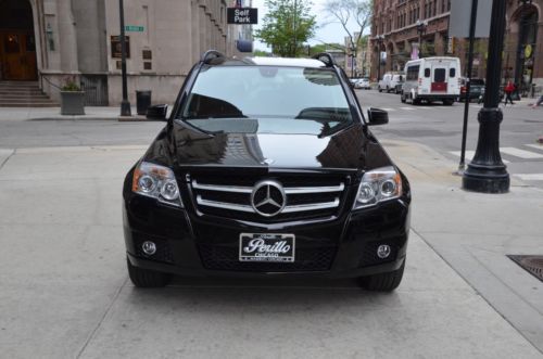 2012 glk-350 matic  heated seats call chris @ 630-624-3600