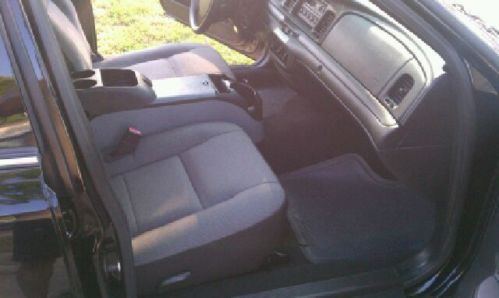 2006 Ford Crown Victoria Police Interceptor Black with Street Appearance Package, US $6,800.00, image 2