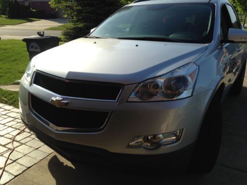 2011 chevrolet traverse lt sport utility 4-door 3.6l