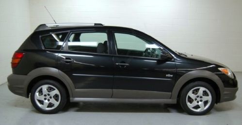 Pontiac vibe fwd black manual clean trade gas saver 36 mpg