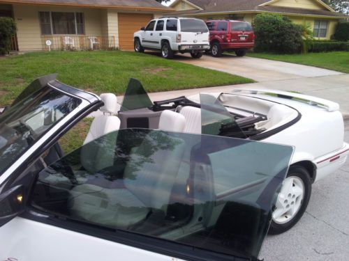 1993 pontiac sunbird se convertible 2-door 3.1l