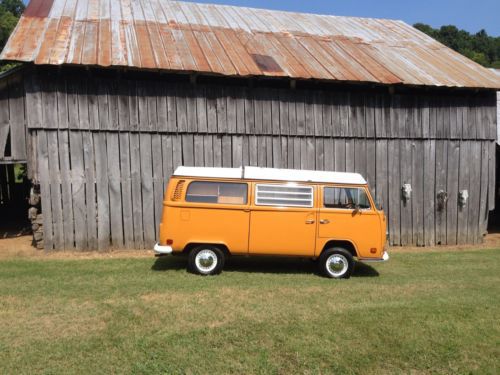 1972 volkswagon camper bus