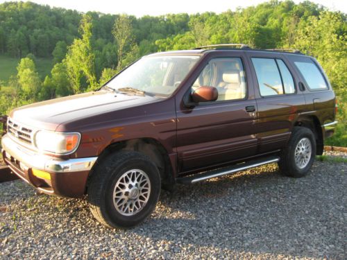 1998 nissan pathfinder le sport utility 4-door 3.3l