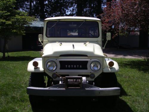 1966 toyota landcruiser fj40