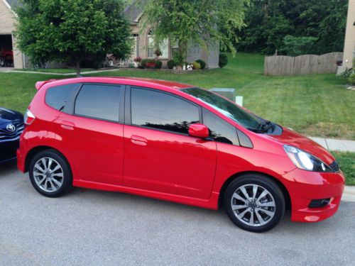 2012 honda fit sport hatchback 4-door 1.5l