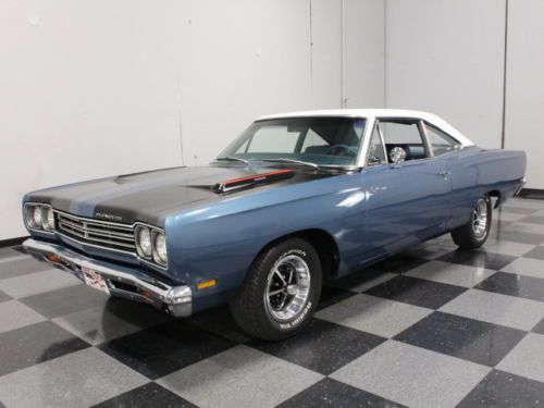 #&#039;s matching 383 ci big-block, b3 ice blue, white vinyl top, 727 torque-flight!!