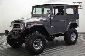 1973 toyota land cruiser  fj40 350 v8 with disc brakes!