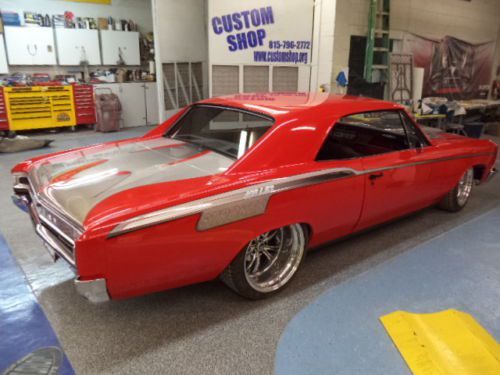 1966 Chevelle ProTouring Custom New Paint and Int. Restored Show ready, image 8