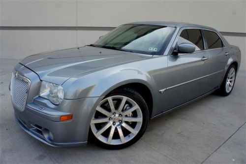 Rare 06 chrysler 300c hemi 6.1l navigation cd changer 20 inch wheels must see!!!