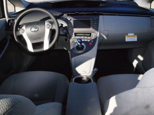 2014 toyota prius two