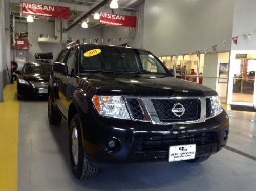 2011 nissan pathfinder s