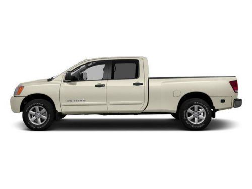 2014 nissan titan sl