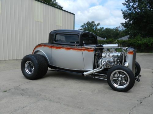 Wicked 1932 ford 3 window  blown coupe