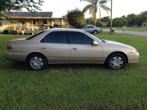 2001 Toyota Camry Gold 4 door v4 139k miles 4 sale by owner cash, image 4
