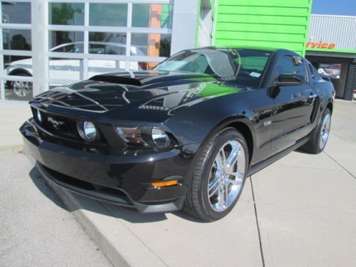 Gt low miles leather 5.0 v8 19 shelby syle chrome wheels 6 speed manual sharp