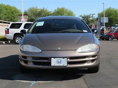 Dodge intrepid 4dr sedan se automatic gasoline 2.7l v6 cyl  light almond pearl m